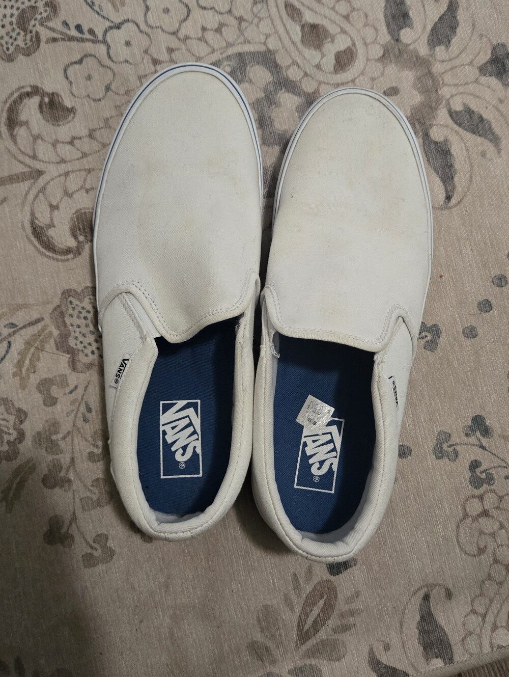Vans Men’s Slip-On Sneakers in Cream White with Blue Insole. Size 10 Men